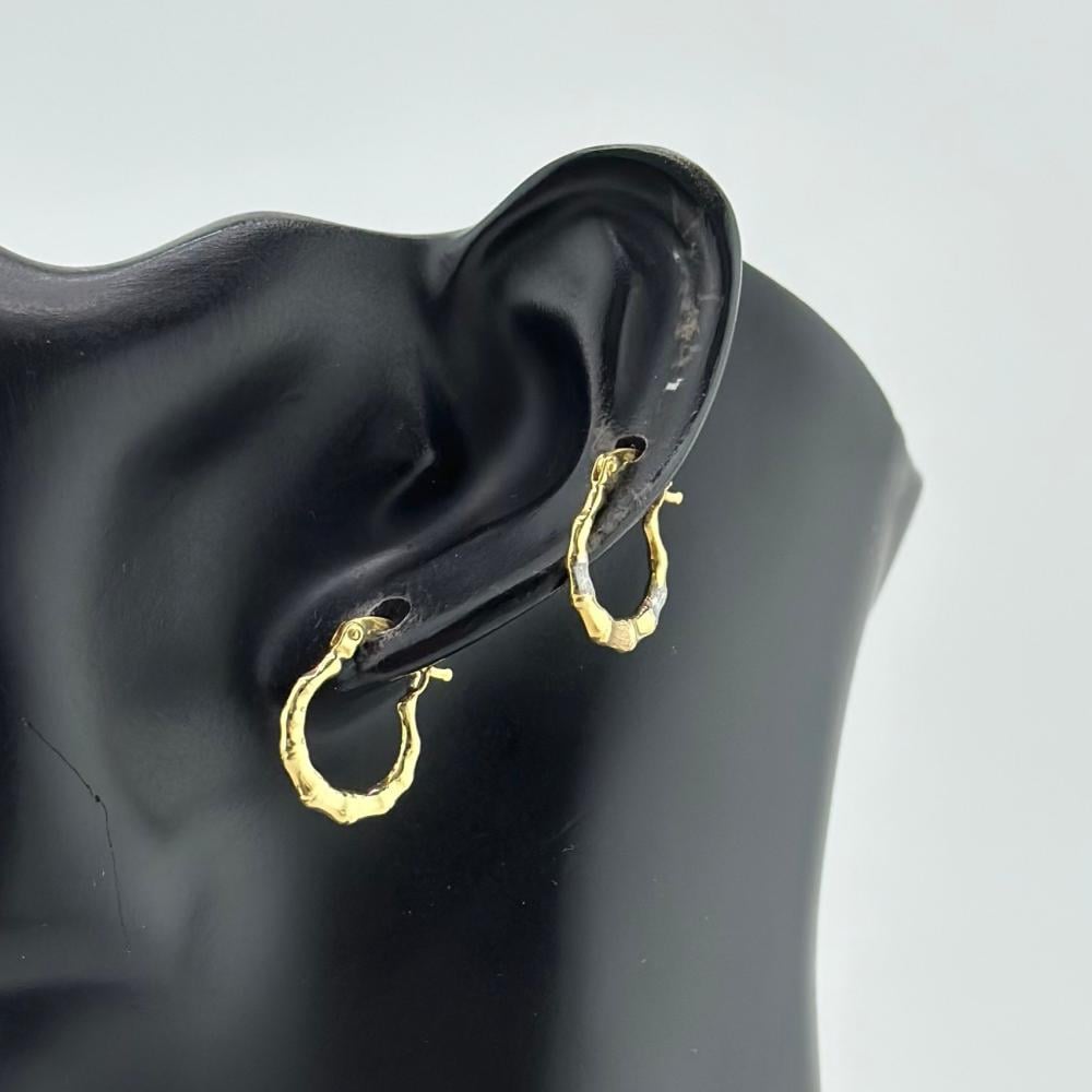 حلق ذهب أصفر عيار 18 من مجوهرات الشلوي