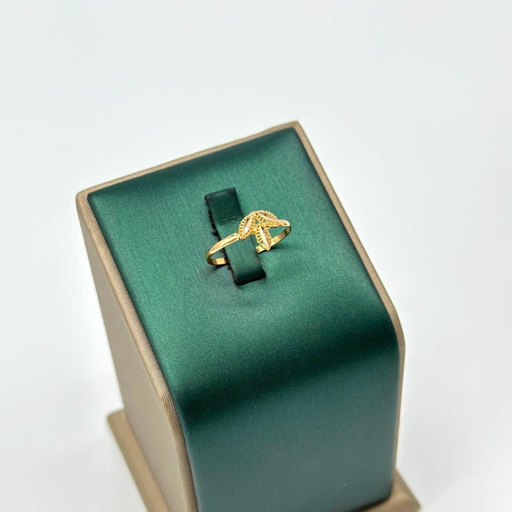 خاتم ذهب اصفر عيار 21 من مجوهرات الشلوي