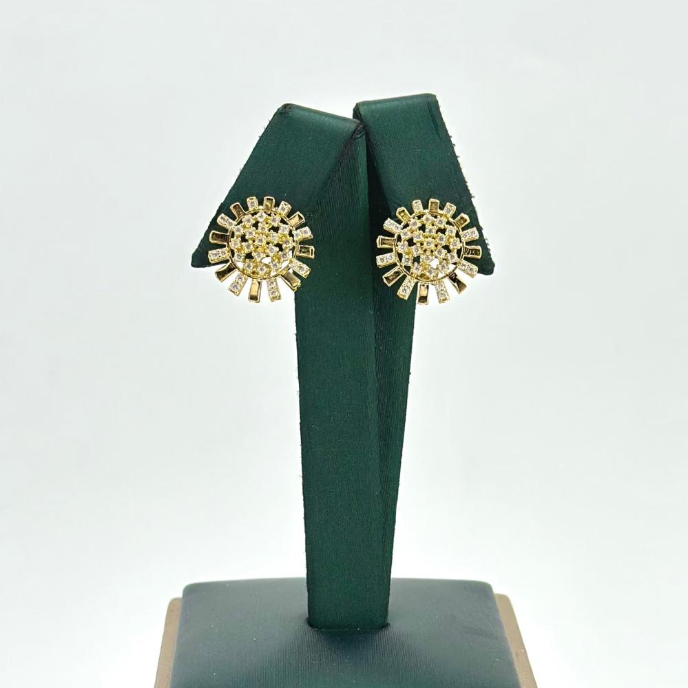 حلق ذهب أصفر عيار 18 من مجوهرات الشلوي