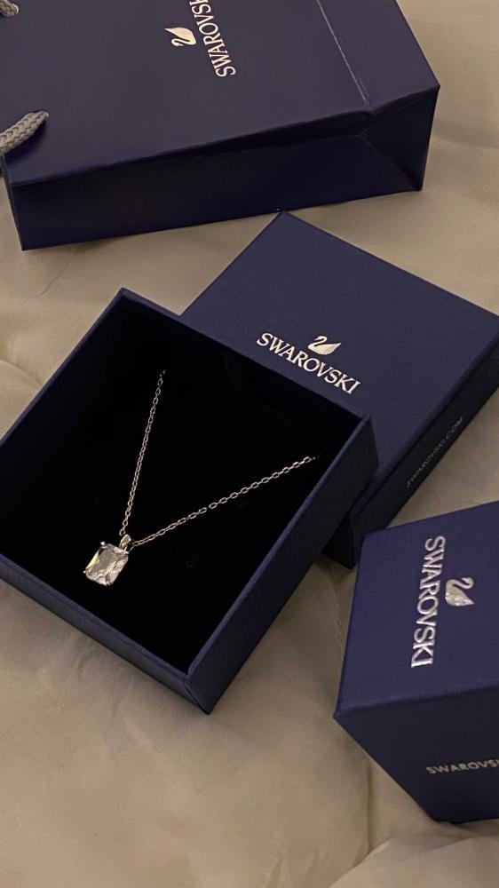 سلسال ماركة SWAROVSKl