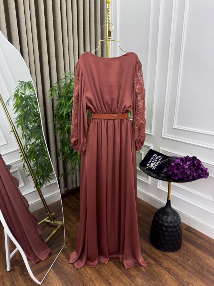 فستان ستان ناعم