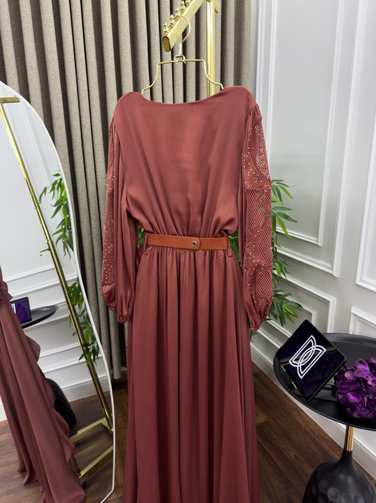 فستان ستان ناعم