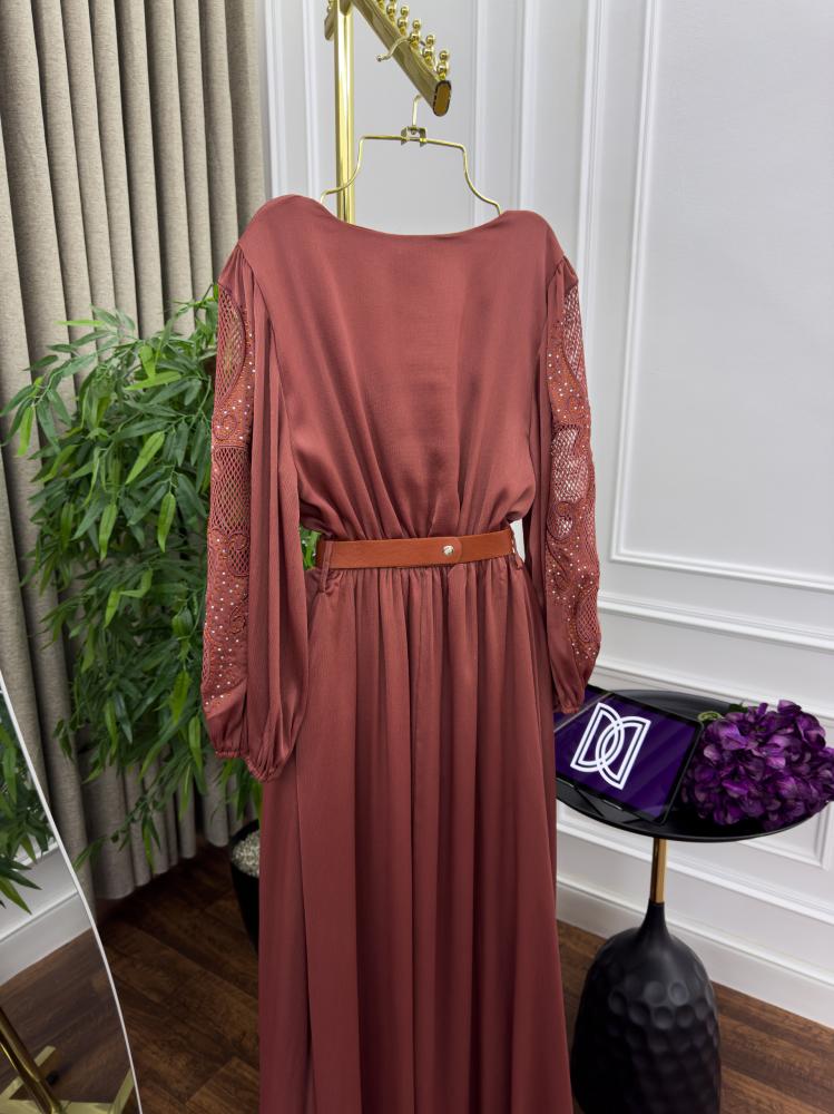 فستان ستان ناعم