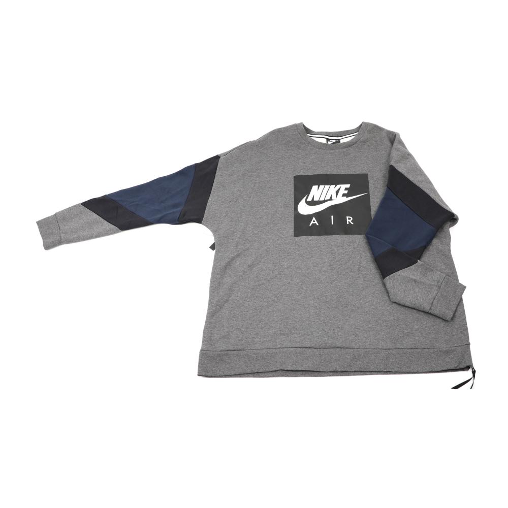 تي شيرت من NIKE