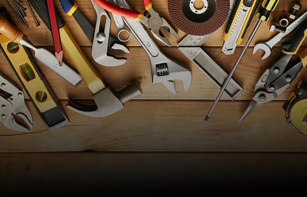 معدات يدوية كهربائية لا غنى عنها في ورشتك أو منزلك