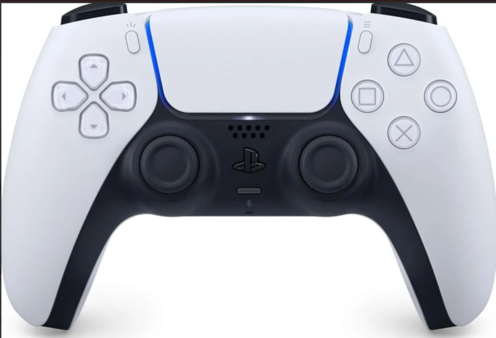 يد تحكم بلايستيشن 5 عليها كلكات ماوس
