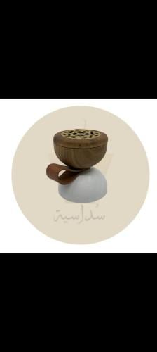 مبخرة خشبية بتصميم عصري
