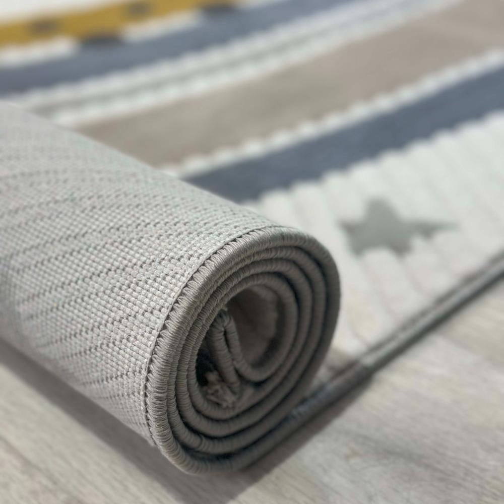 سجاد أطفال كريمي وبيج