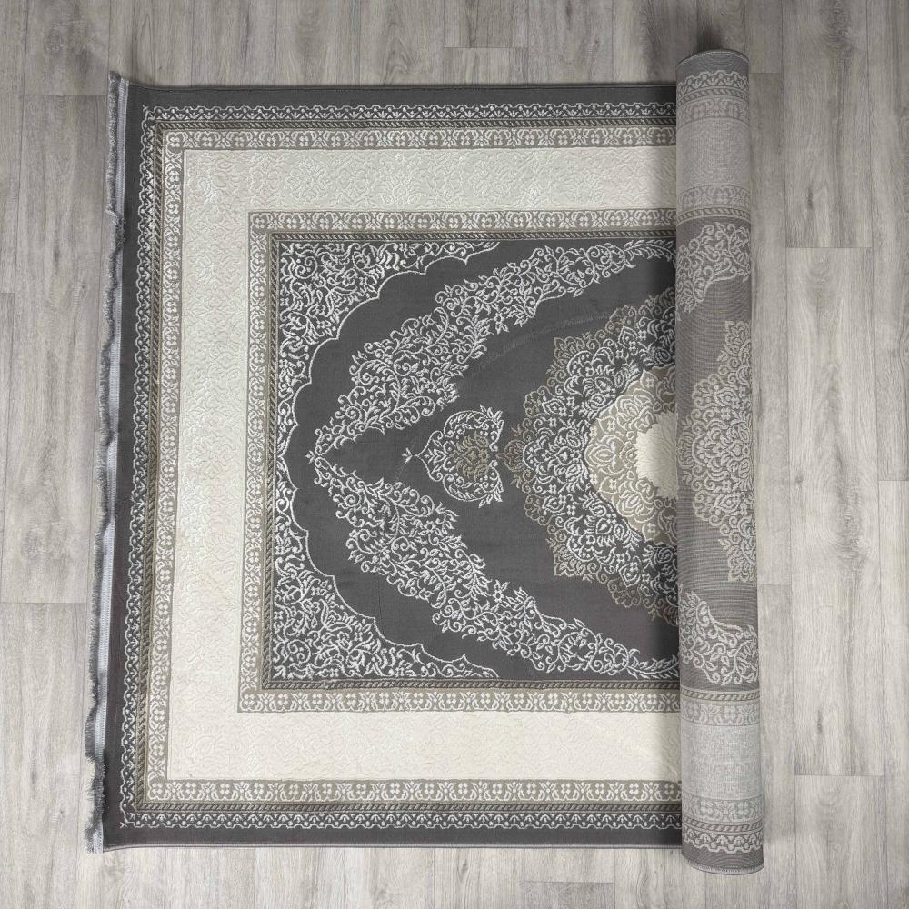 اوتاوا رمادي وكريمي