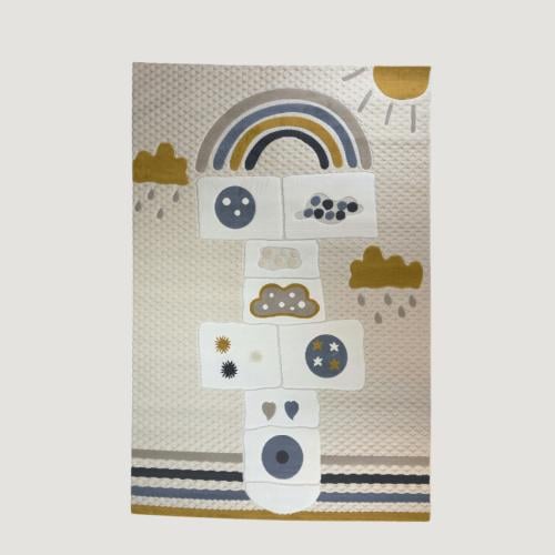 سجاد أطفال بيج وذهبي