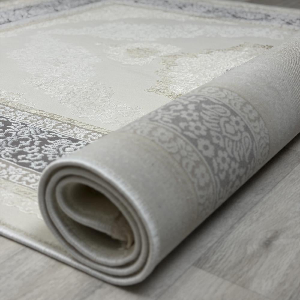 اوتاوا كريمي ورمادي