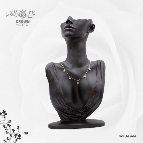 عقد نسائي فضة