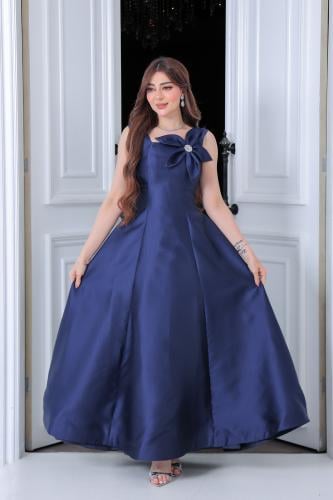 فستان سهرة أنيق بلون كحلي