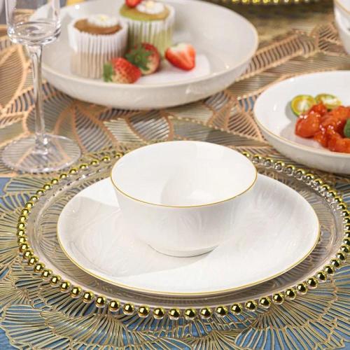 وعاء طعام من سيراميك