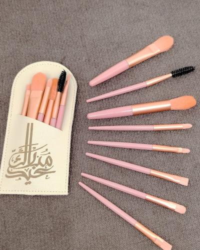توزيعات العيد للبنات نسائيه محفظه جلد عليه عبارة ع...