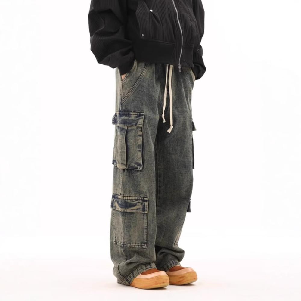 AGED OPERATOR CARGO