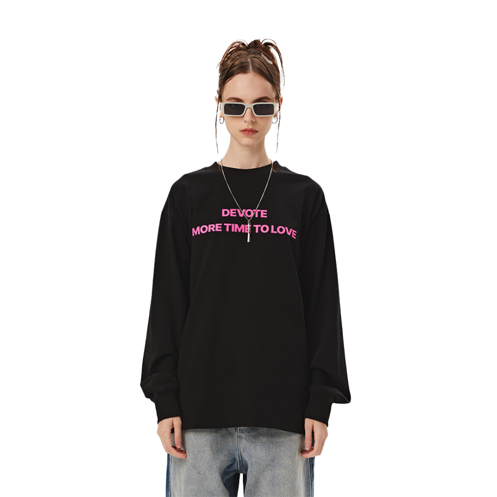 DEVOTÉ SWEATER