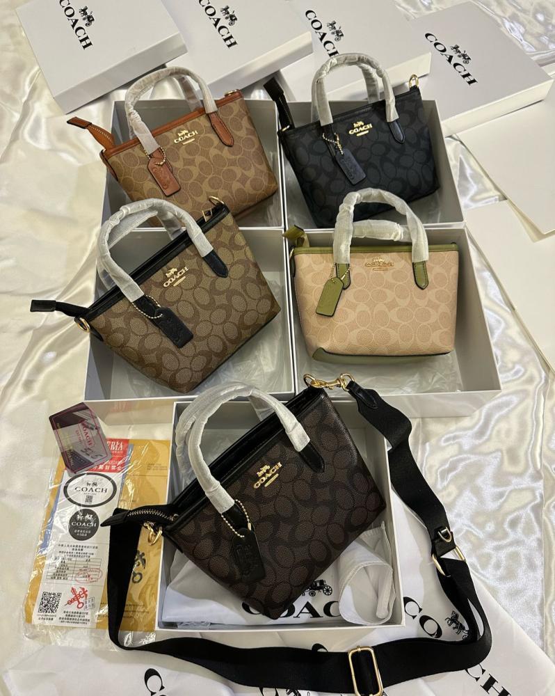 شنطة يد كوتش