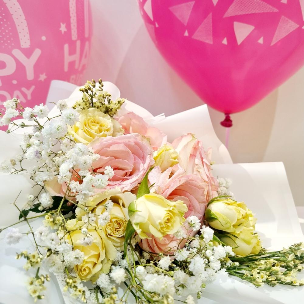 باقة عيد ميلاد من وردة وحلا