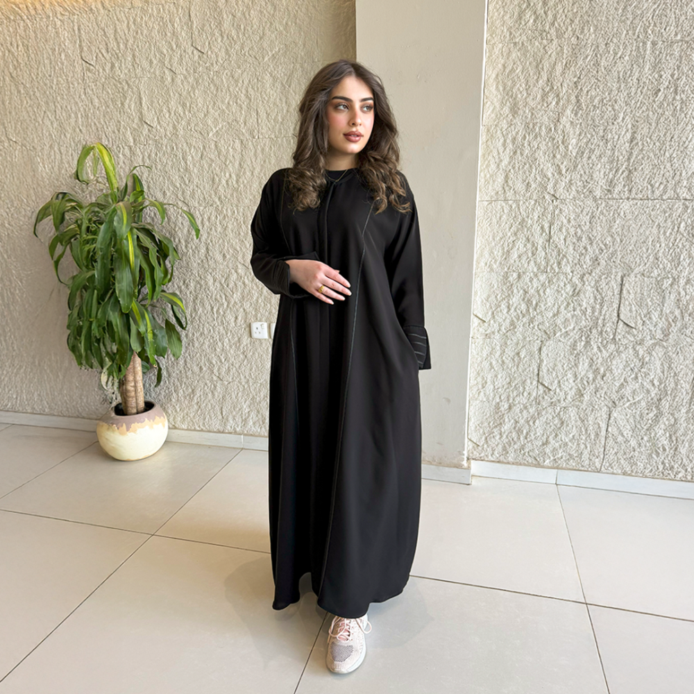 عباية ملاك / رقمها 141