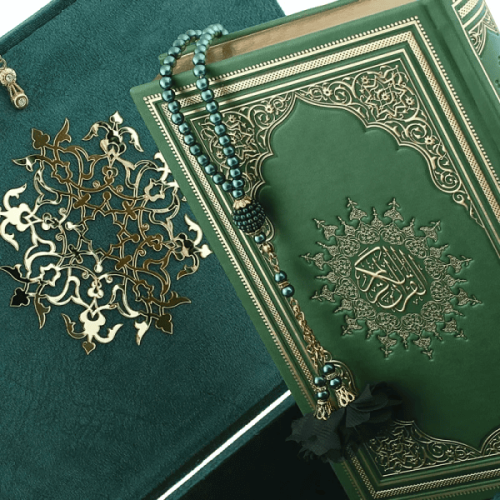 مصاحف هدايا تغيّر حياة الافريقيين وتكسب بها أجر كبير مصاحف هدايا تغيّر حياة الافريقيين وتكسب بها أجر كبير