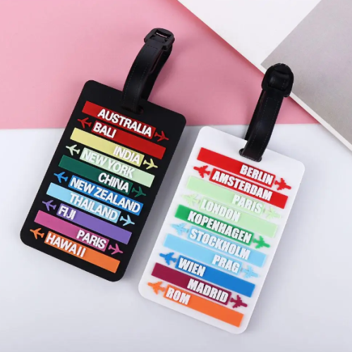 تعليقة تعريف لحقيبة السفر(بأسماء الدول) قطعة واحدة لون عشوائي