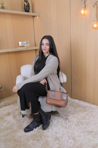 حقيبه نسائيه بنى جلد طبيعي طبعة تمساح
