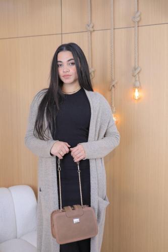 حقيبه نسائيه بني جلد طبيعي