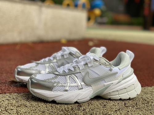 V2K RUN - Metallic Silver White