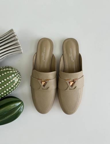 LV Women Slipper