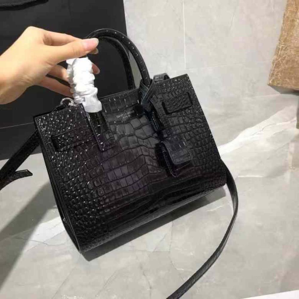 SAINT LAURENT 22cm