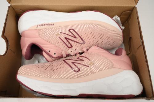 New Balance 840 series Pink - Stylish Store  Saudi Arabia