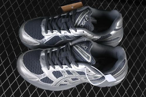 TIGER GEL 1130 LOW TOP CASUAL SHOES SILVER/BLACK