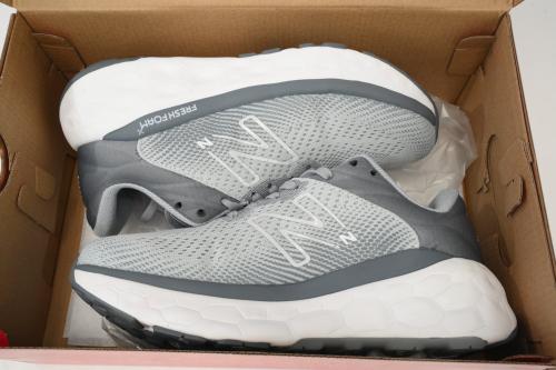 New Balance 840 series Off-white - Stylish Store  Saudi Arabia