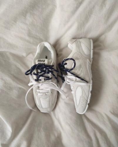 New balance & MIU MIU Model catwalk style