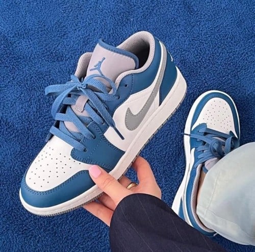 Air Jordan Low "True Blue"