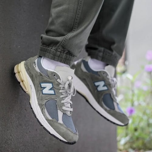 new Balance  Protection Pack Mirage Grey