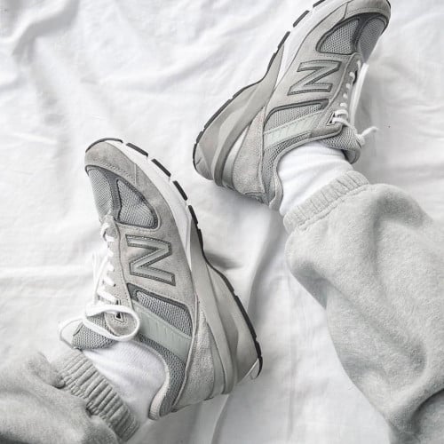 New Balance 990v5 Grey