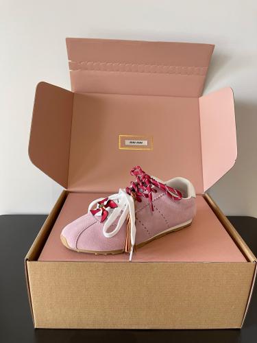 MIU MIU SNEAKER