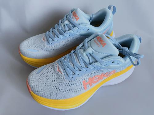 HOKA BONDI 8