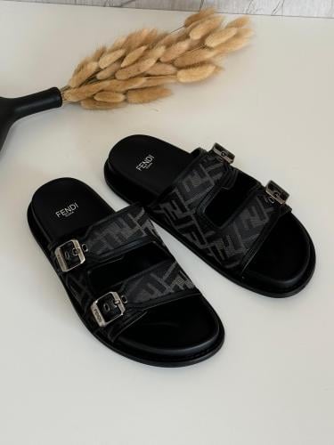 FENDI Slipper