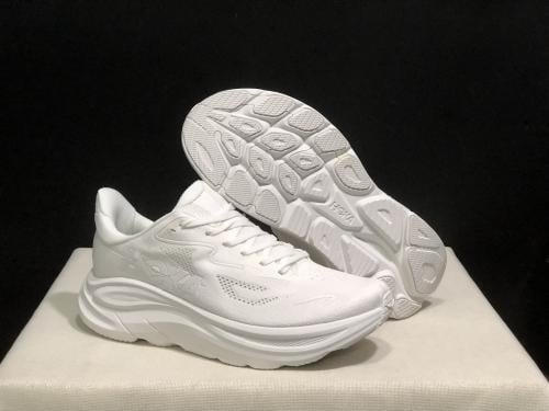 HOKA 10 ONE ONE Clifton 10