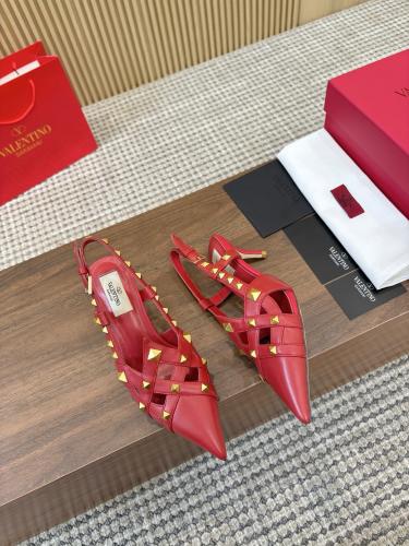 VALENTINO Studdy Kidskin Pumps