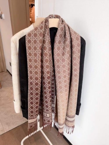 DIOR SCARF