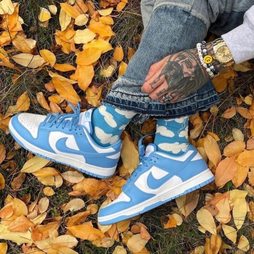 dunk low “university blue