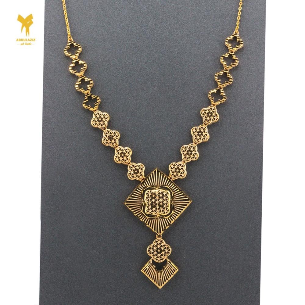 طقم ذهب عيار 21