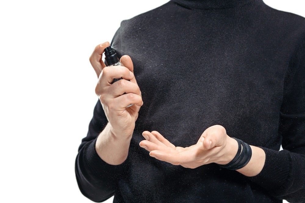 أحسن العطور للرجال: توجيهات لاختيار العطر المناسب للرجال