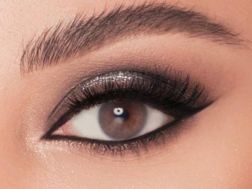 عدسات ليندا زيركون