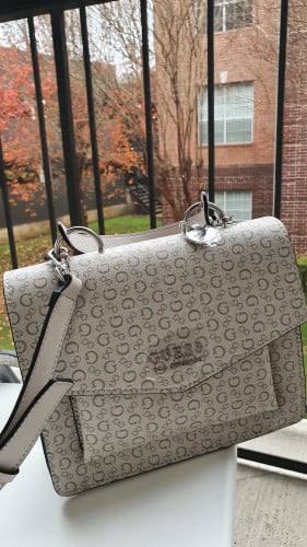 شنطة ماركة جيس