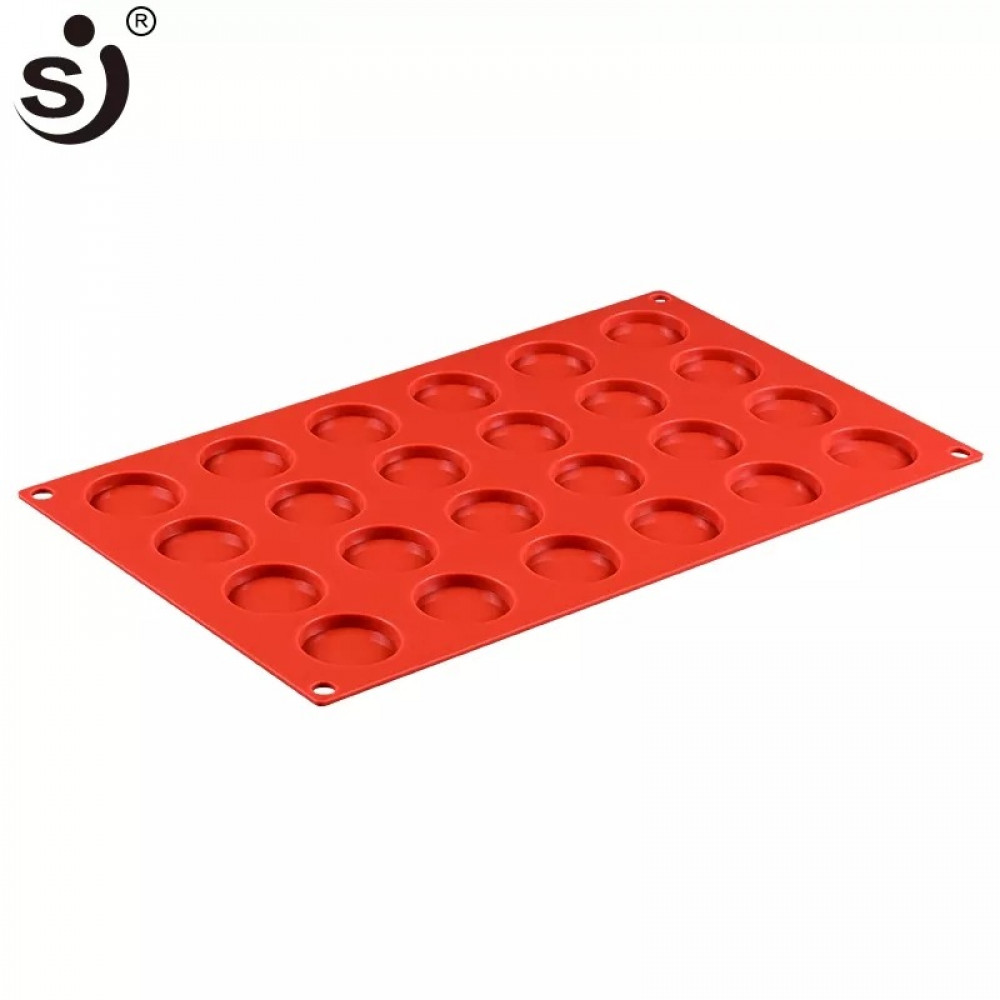 قالب سيليكون دائري مقاس 3 عمق 1 سم تقريباً